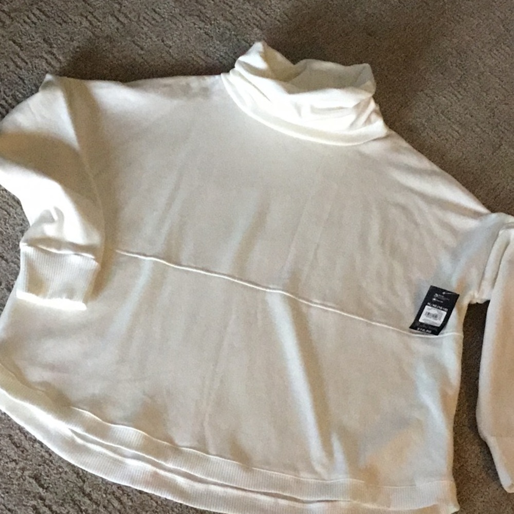 Athletic Cream size XL sweatshirt
